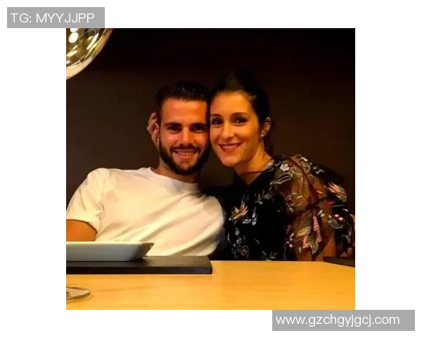 足球明星与女记者的浪漫故事背后隐藏的真相与挑战