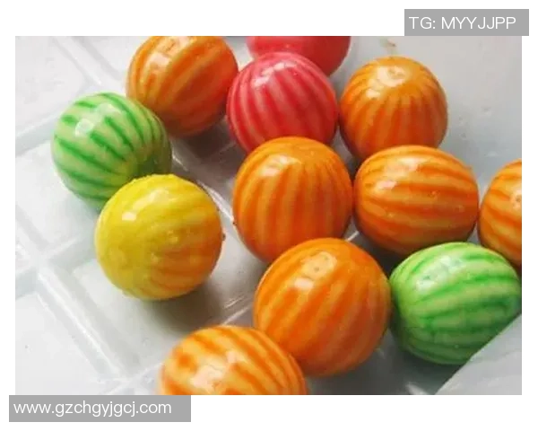 足球明星与闲趣饼干的完美结合让你在赛场外也能享受美味时光