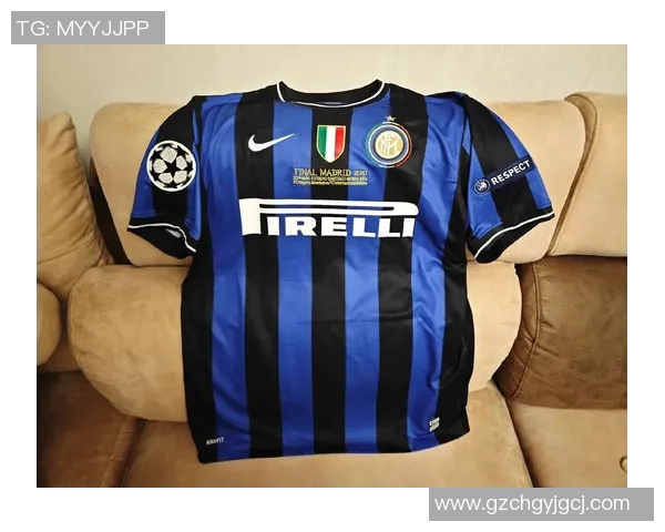 足球明星35号球衣背后的故事与传奇时刻揭秘