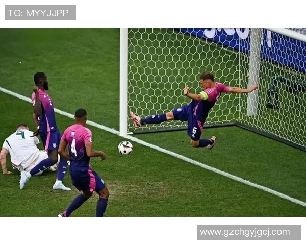 足球明星的时尚选择揭秘他们常用的包包品牌与款式分析