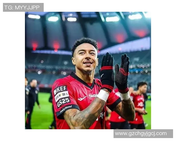 足球明星荣誉加身哪位球员手握最多奖杯成就传奇