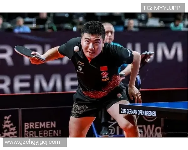 重庆乒乓球队的节奏揭秘：乒乓球巨献背后的故事与精神