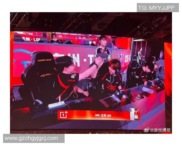 热议和平精英:JDG的配合变革 热议和平精英:JDG的配合变革